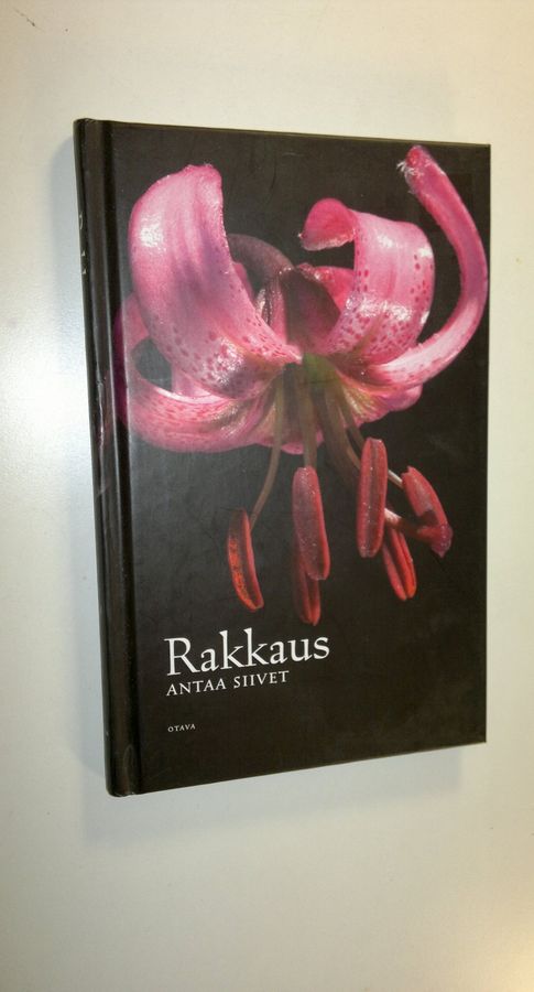 Anuirmeli (toim.) Sallamo-Lavi : Rakkaus antaa siivet