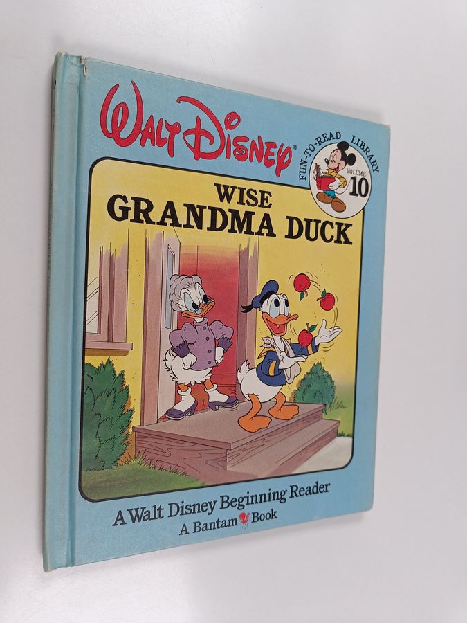 Wise Grandma Duck