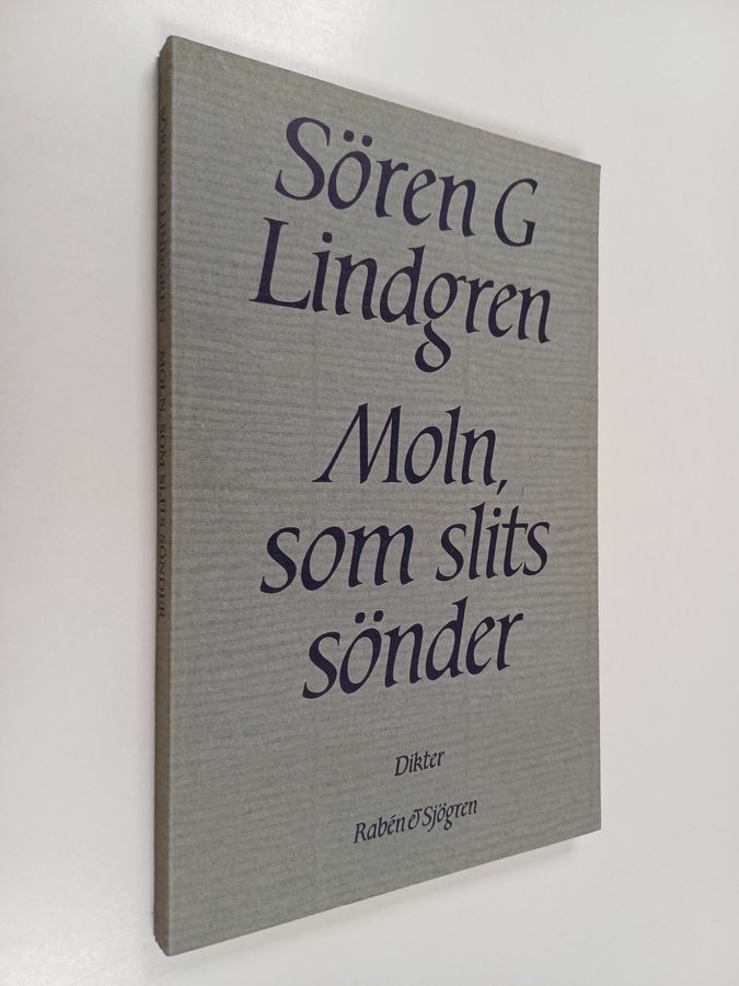 Moln, som slits sönder