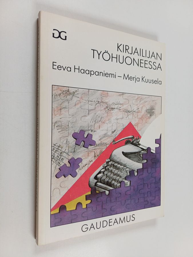 Kirjailijan työhuoneessa