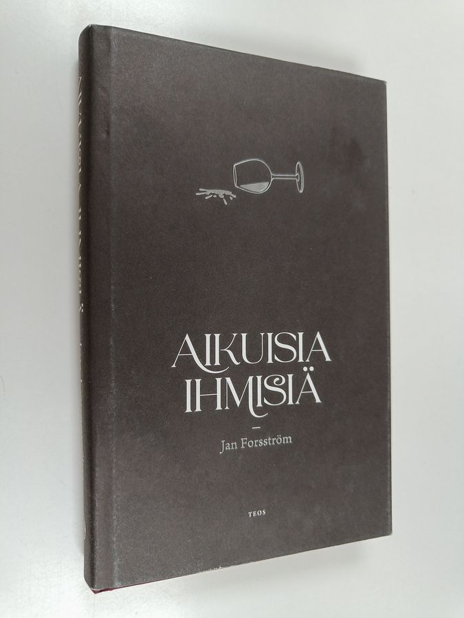Aikuisia ihmisiä