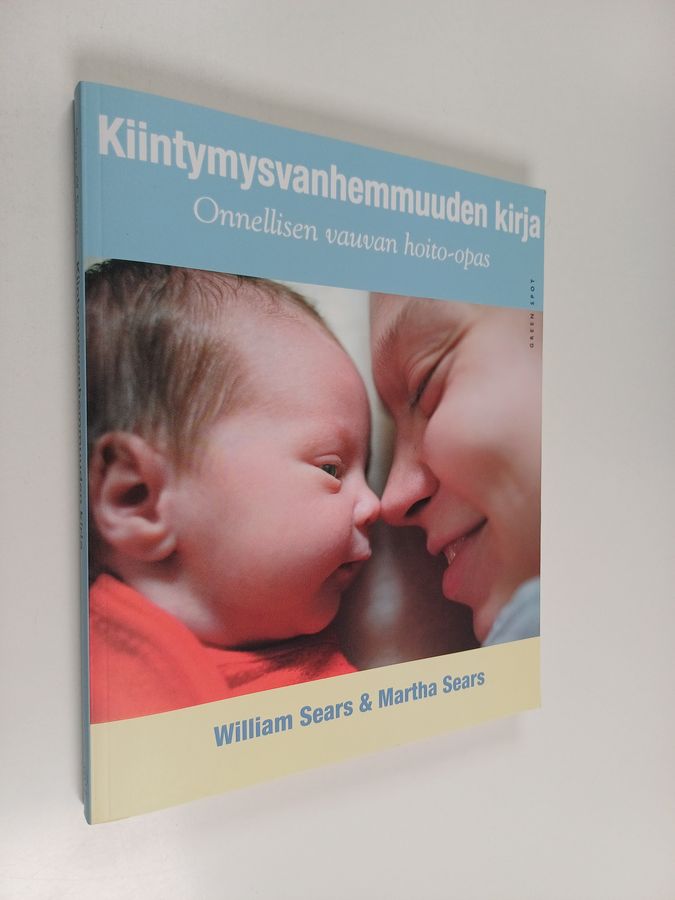 Kiintymysvanhemmuuden kirja
