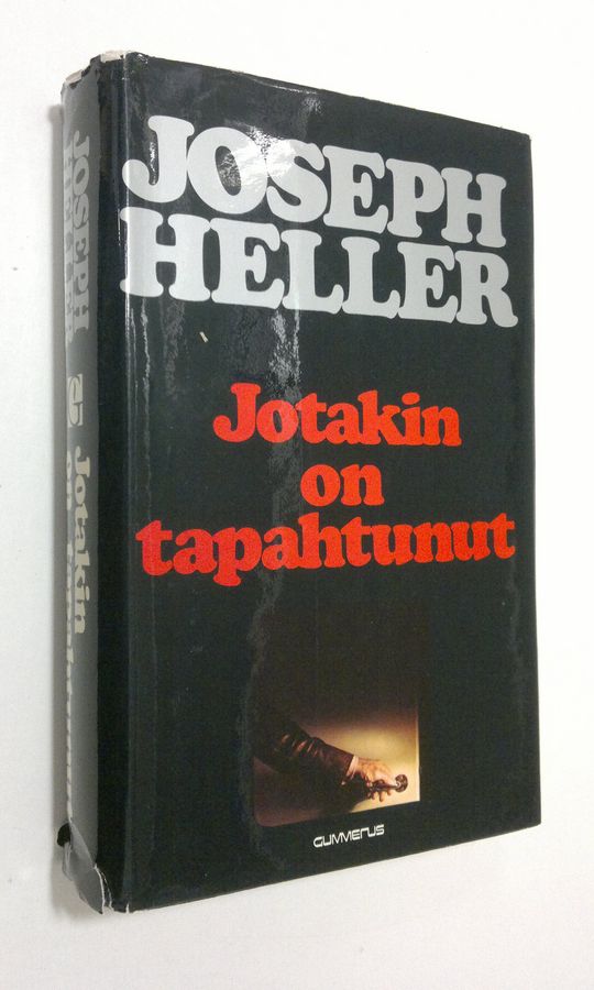 Joseph Heller : Jotakin on tapahtunut