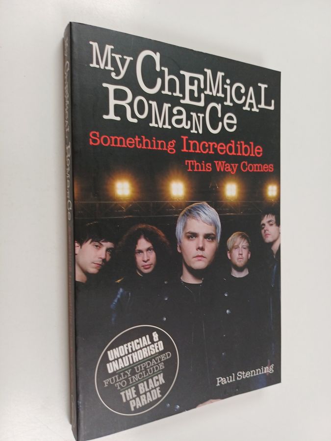 My Chemical Romance - Something Incredible this Way Comes