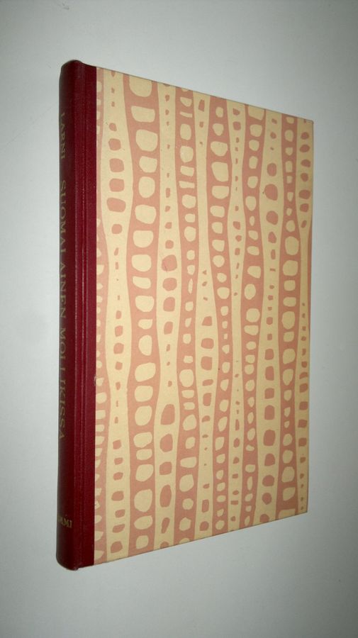 Martti Larni : Suomalainen mollikissa : pakinoita