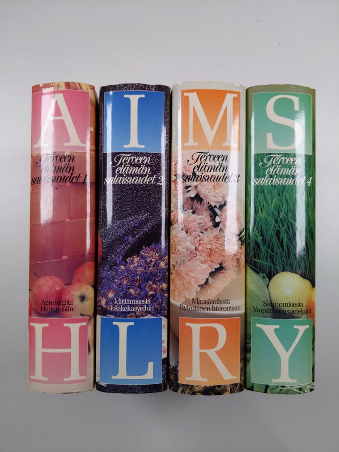 Terveen elämän salaisuudet 1-4 : Aerobicista hypnoosiin ; Idättämisestä lääkekasveihin ; Maasäteilystä rytmiseen hierontaan ; Saunomisesta ympäristönsuojeluun