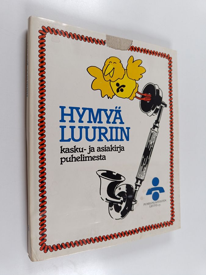 Hymyä luuriin