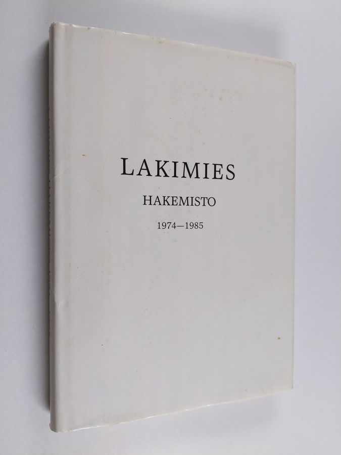 Lakimies