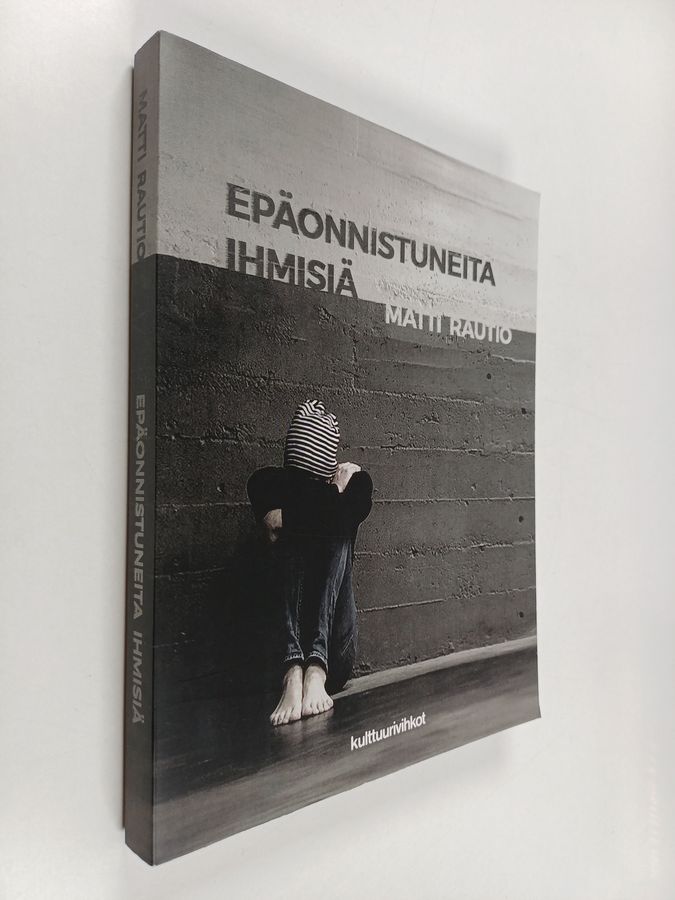 Epäonnistuneita ihmisiä