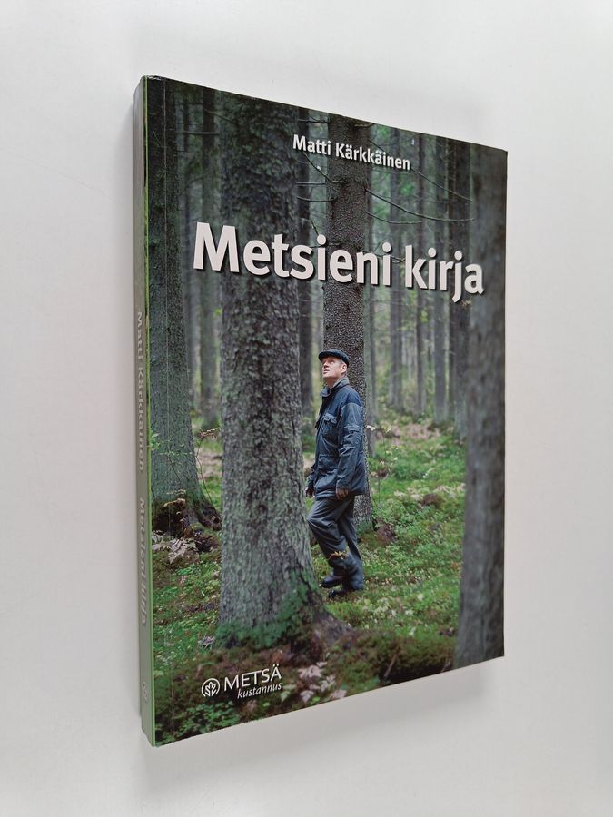 Matti Kärkkäinen : Metsieni kirja