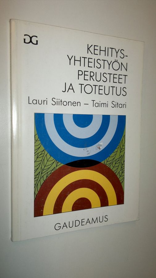 Lauri Siitonen : Kehitysyhteistyön perusteet ja toteutus