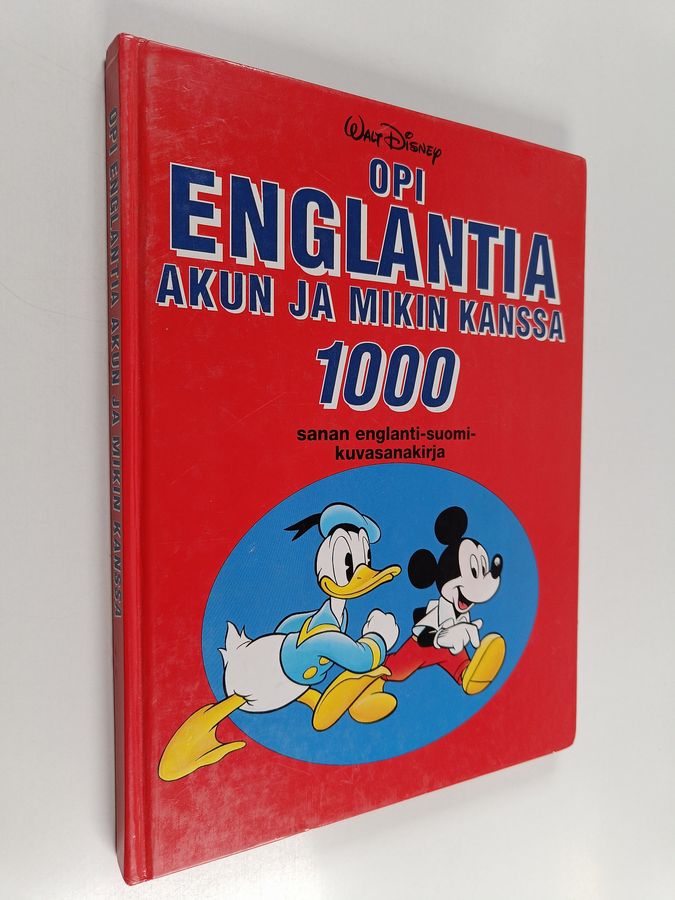 Walt Disney : Opi englantia Akun ja Mikin kanssa