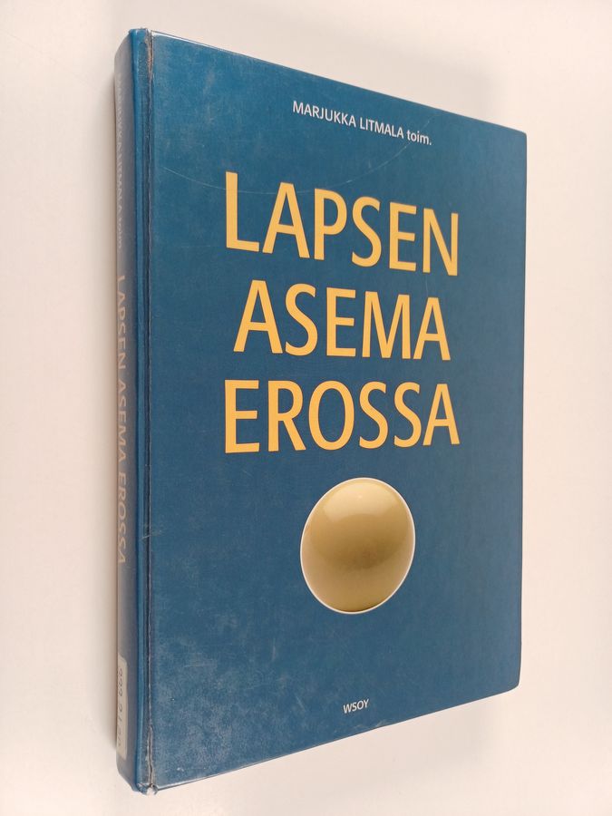 Lapsen asema erossa