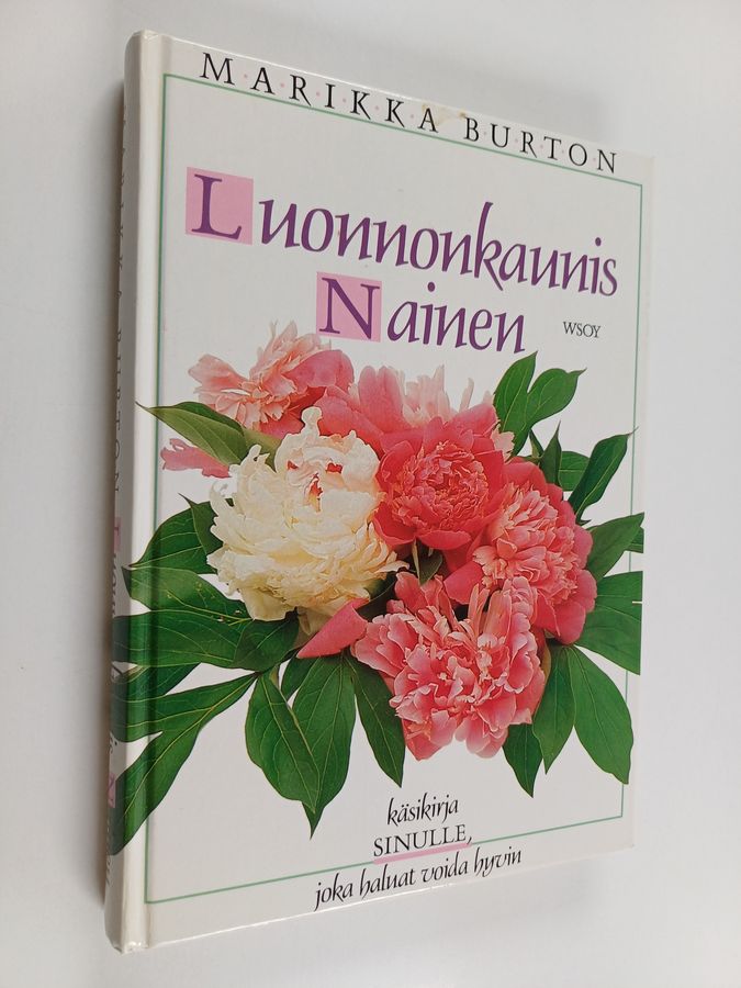 Luonnonkaunis nainen
