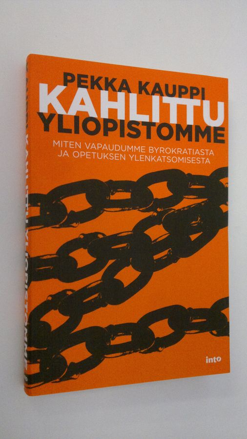 Kahlittu yliopistomme
