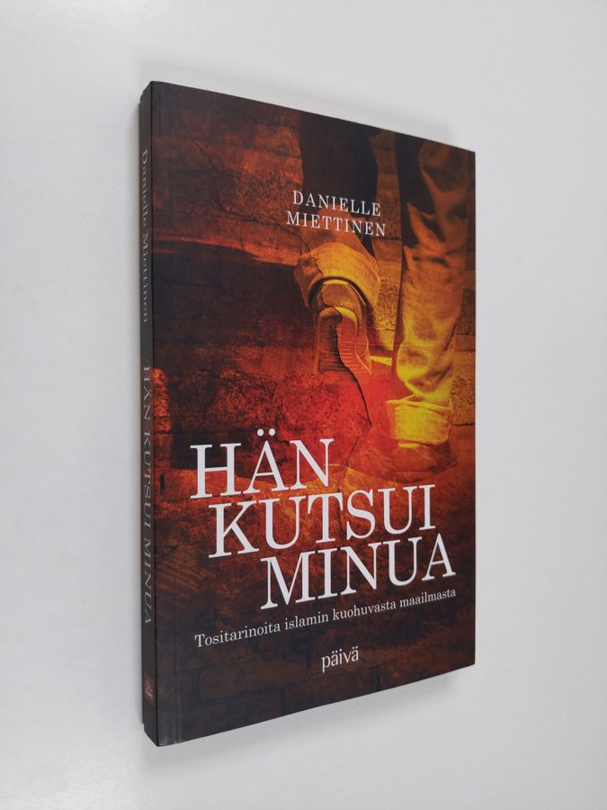Hän kutsui minua