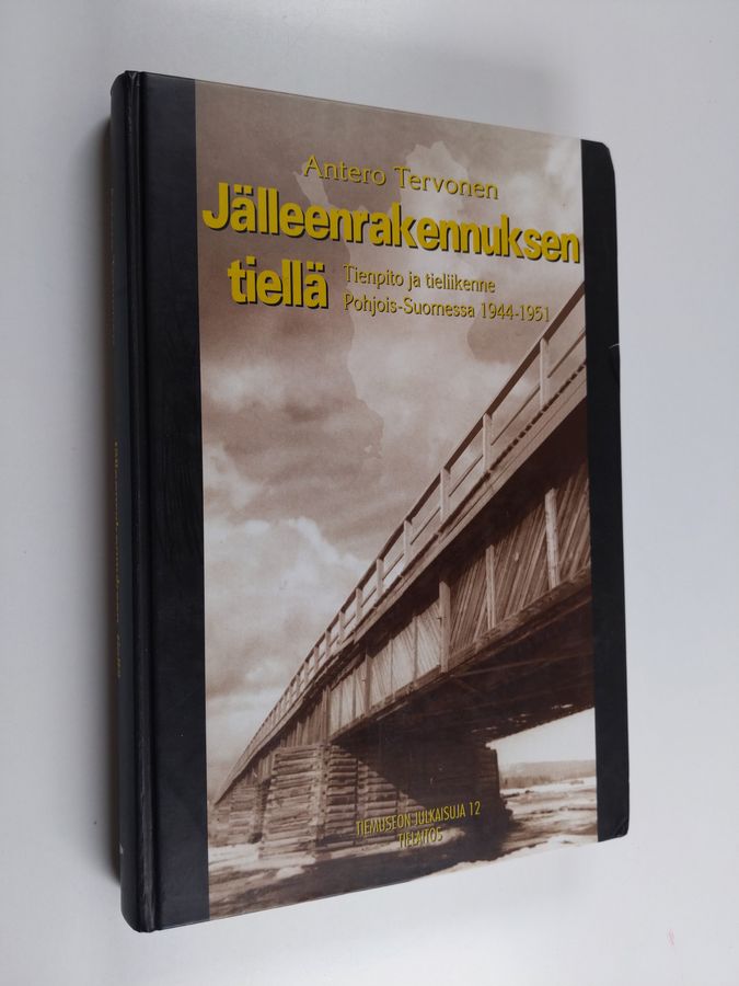 Jälleenrakennuksen tiellä
