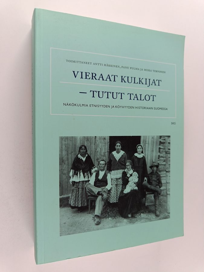 Vieraat kulkijat - tutut talot