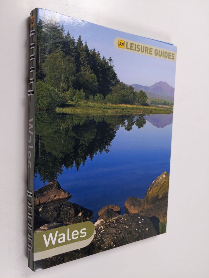 AA Leisure Guide Wales