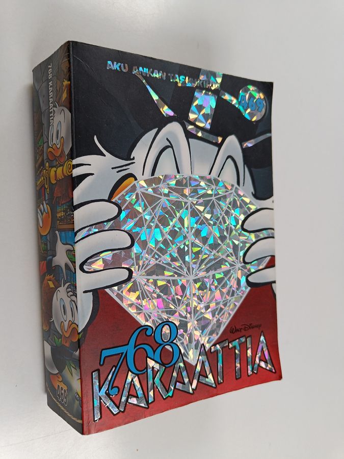 768 karaattia