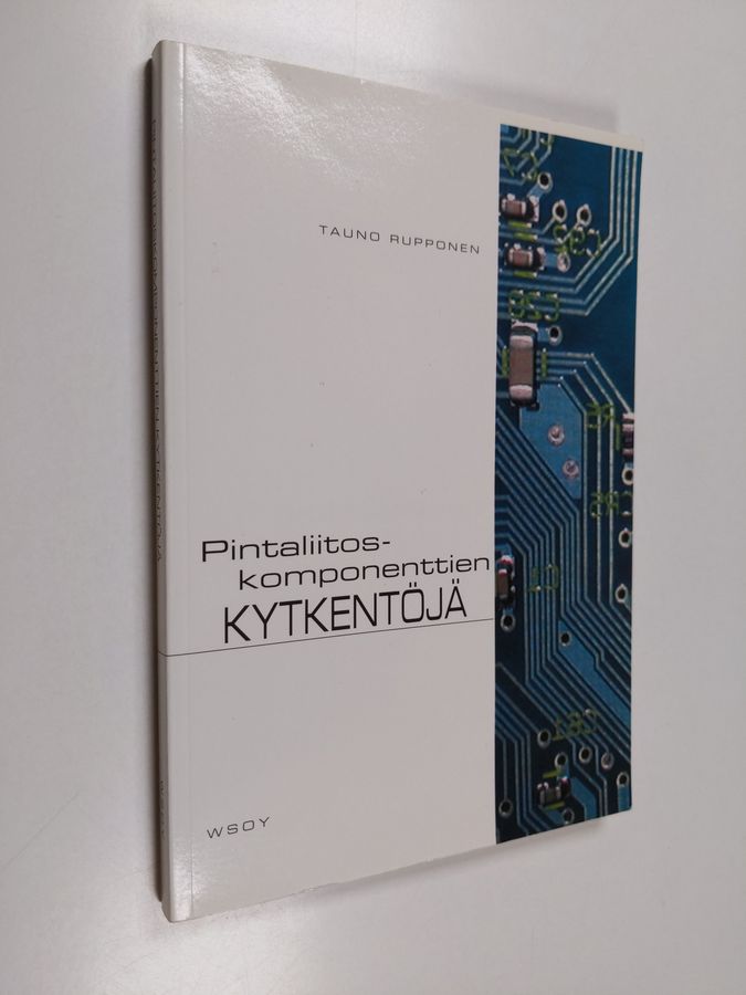 Pintaliitoskomponenttien kytkentöjä