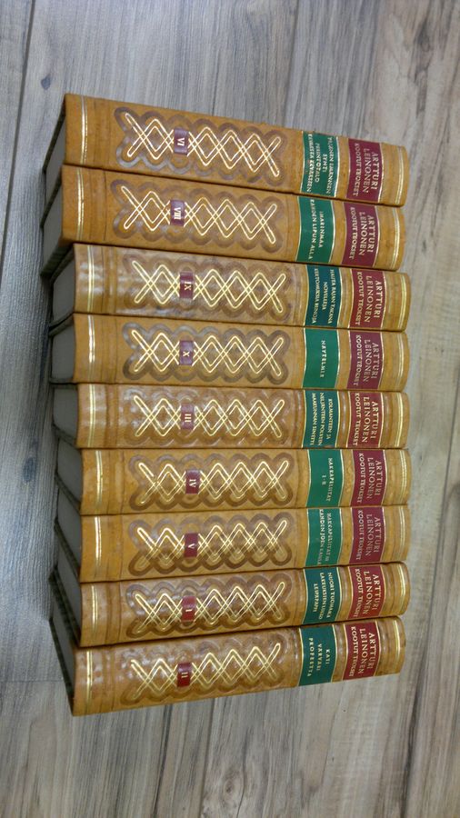 Artturi Leinonen : Kootut teokset 1-10 (huoh. Osa 7 puuttuu)