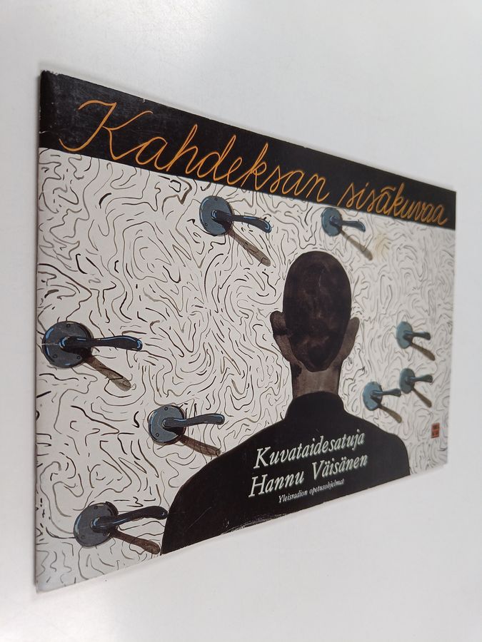 Kahdeksan sisäkuvaa