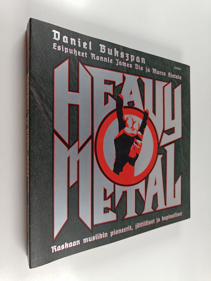 Daniel Bukszpan : Heavy metal : raskaan musiikin pioneerit, jättiläiset ja kapinalliset