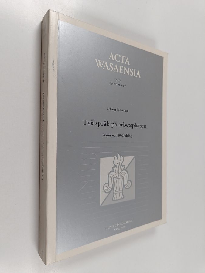 Två språk på arbetsplatsen