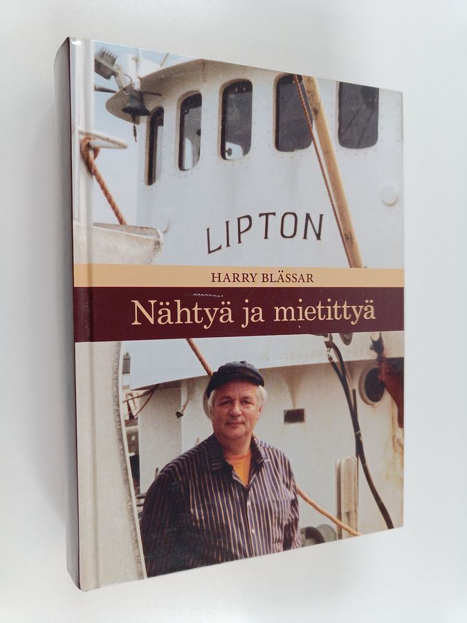 Harry Blässar : Nähtyä ja mietittyä