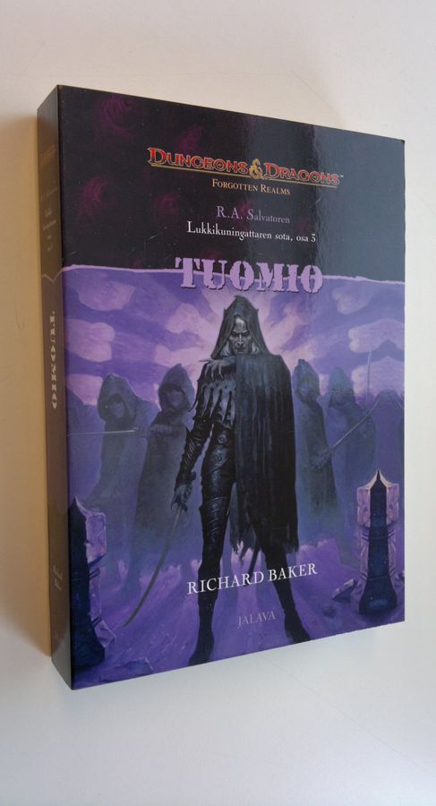 Richard Baker : Tuomio - Lukkikuningattaren sota 3