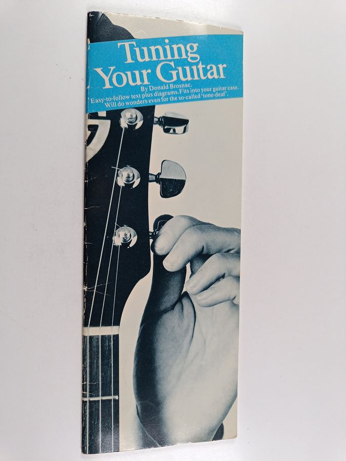 Tuning your guitar