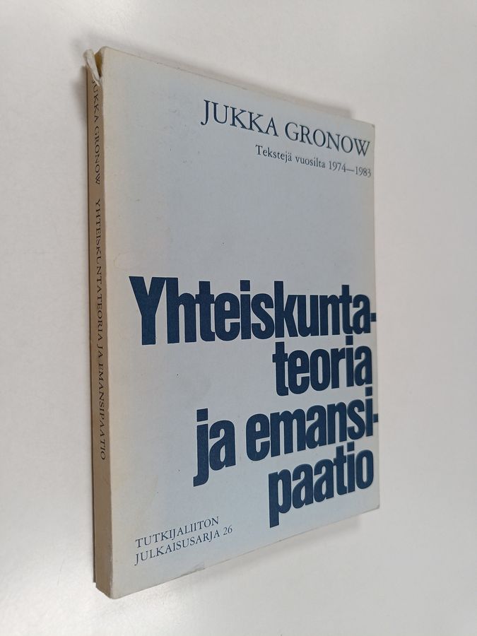 Yhteiskuntateoria ja emansipaatio
