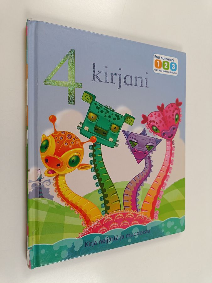 4 kirjani
