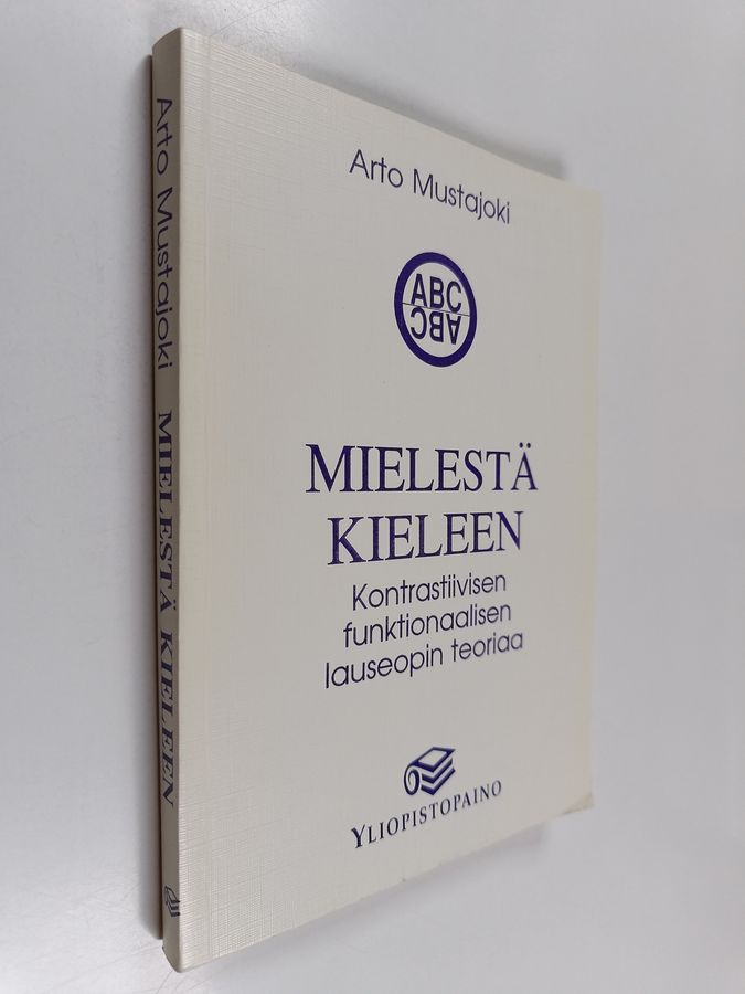 Mielestä kieleen