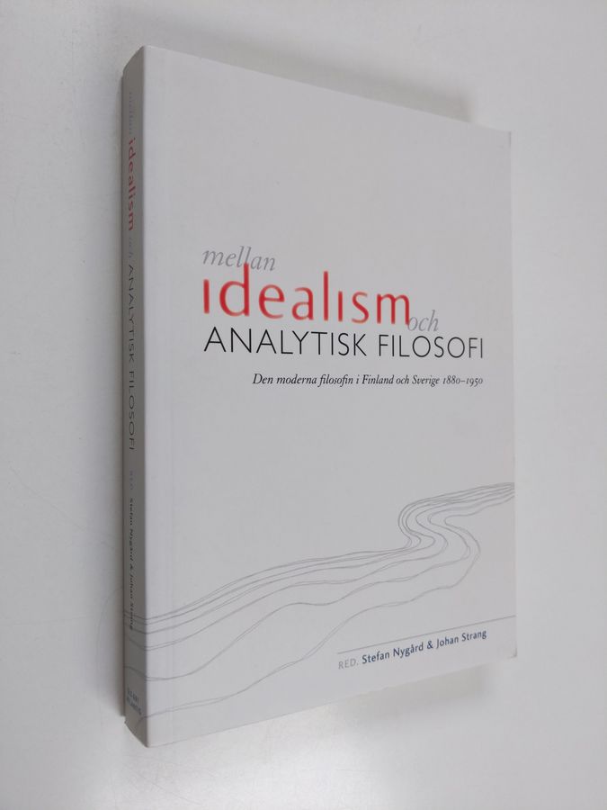Mellan idealism och analytisk filosofi