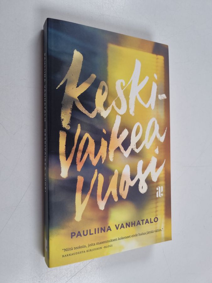 Pauliina Vanhatalo : Keskivaikea vuosi : muistiinpanoja masennuksesta