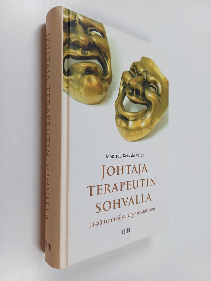 Johtaja terapeutin sohvalla