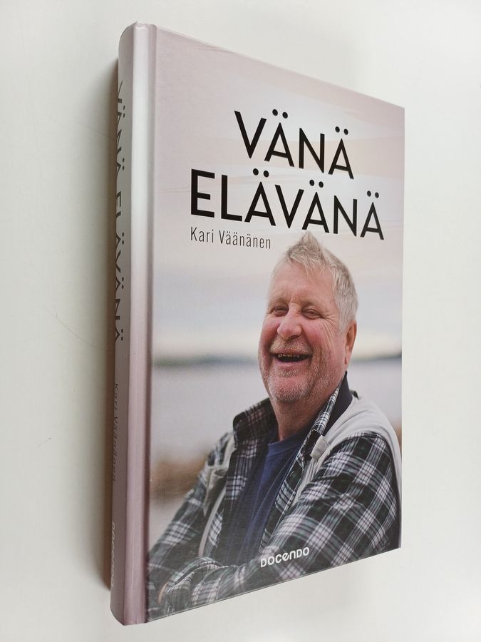 Vänä elävänä
