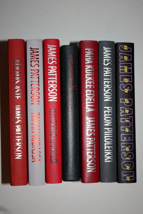 James Patterson : Patterson-paketti : Hämähäkin aika ; Pelon piiloleikki ; Paha kulkee edellä ; Suzannen päiväkirja ; Kuherruskuukausi ; Pahan kidassa ; Kolmas aste