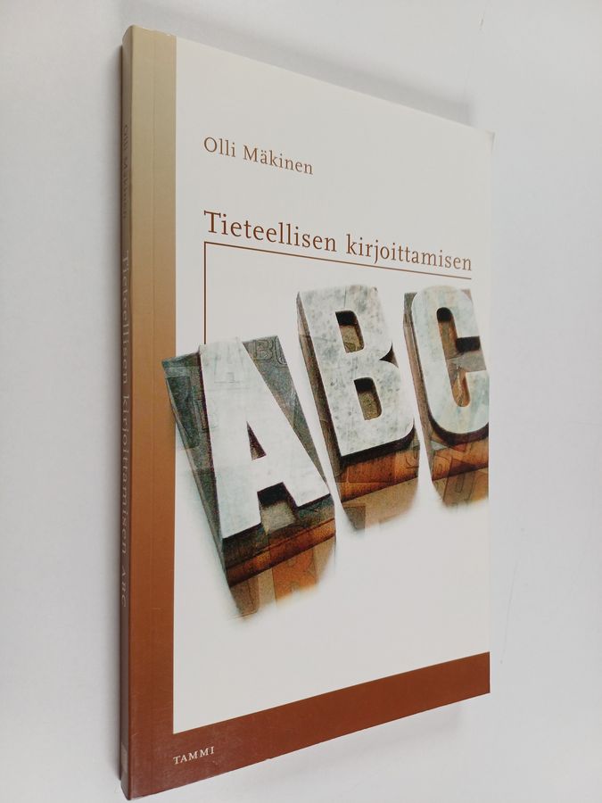 Tieteellisen kirjoittamisen ABC