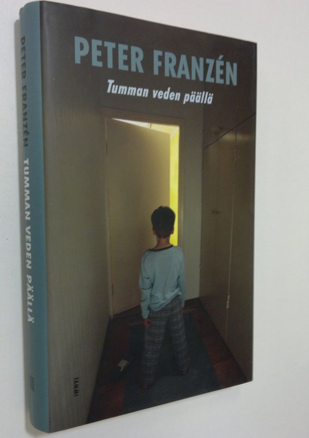 Peter Franzen : Tumman veden päällä
