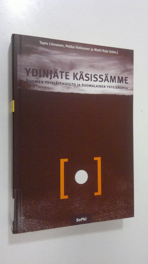 Ydinjäte käsissämme