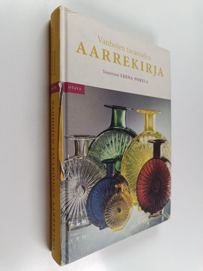Vanhojen tavaroiden aarrekirja