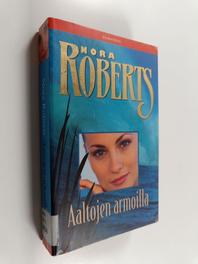 Aaltojen armoilla