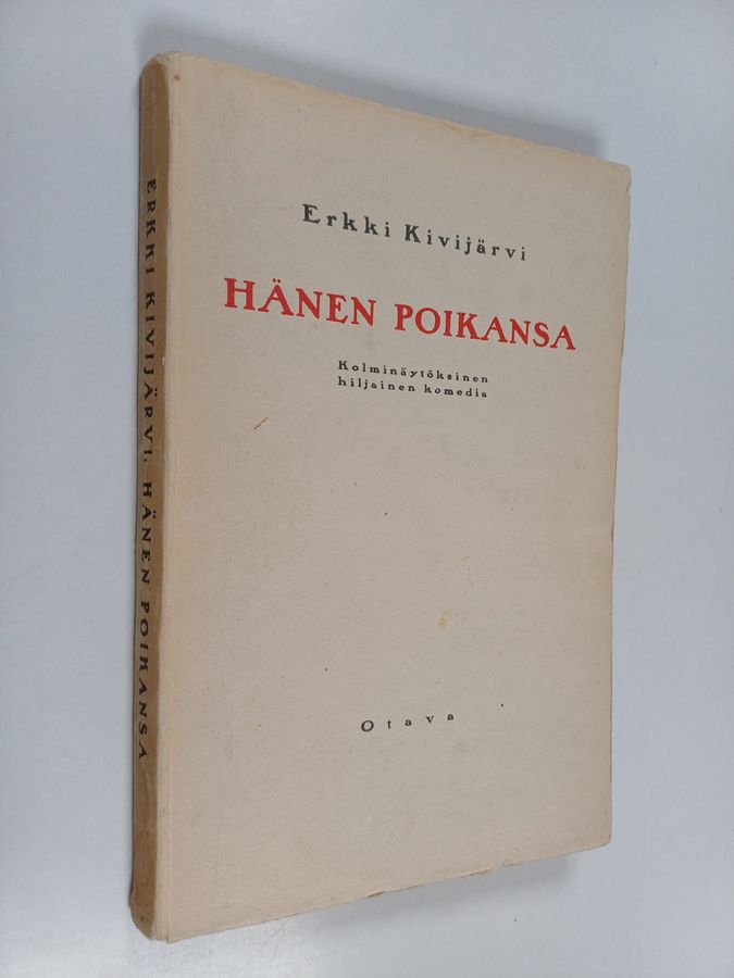 Hänen poikansa : kolminäytöksinen hiljainen komedia
