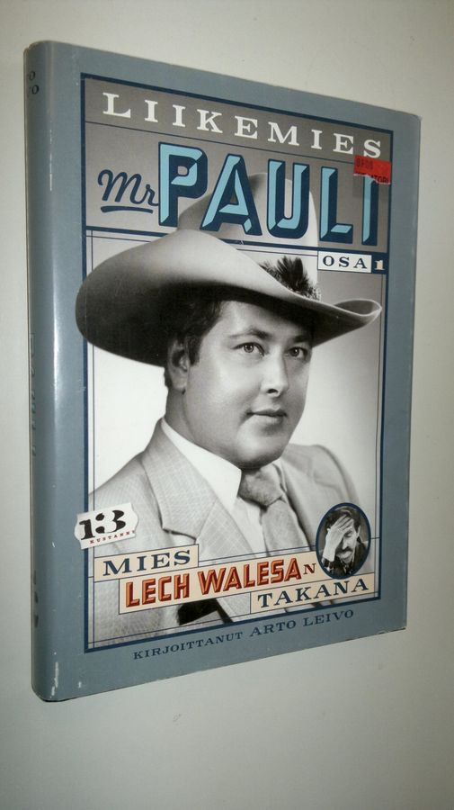 Arto Leivo : Mies Lech Walesan takana