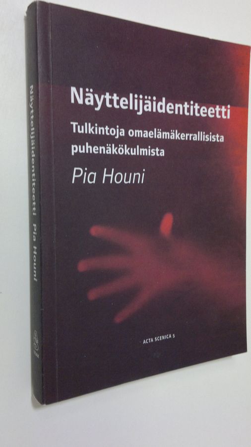 Näyttelijäidentiteetti