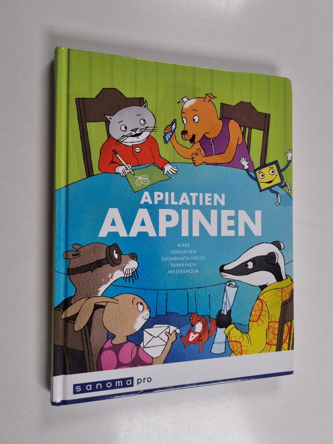 Apilatien aapinen