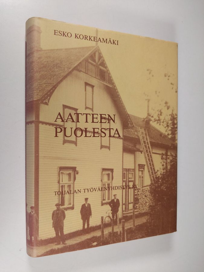 Aatteen puolesta